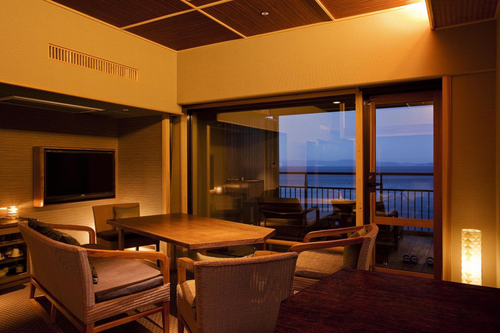 Hotel New Awaji Sumoto Extérieur photo