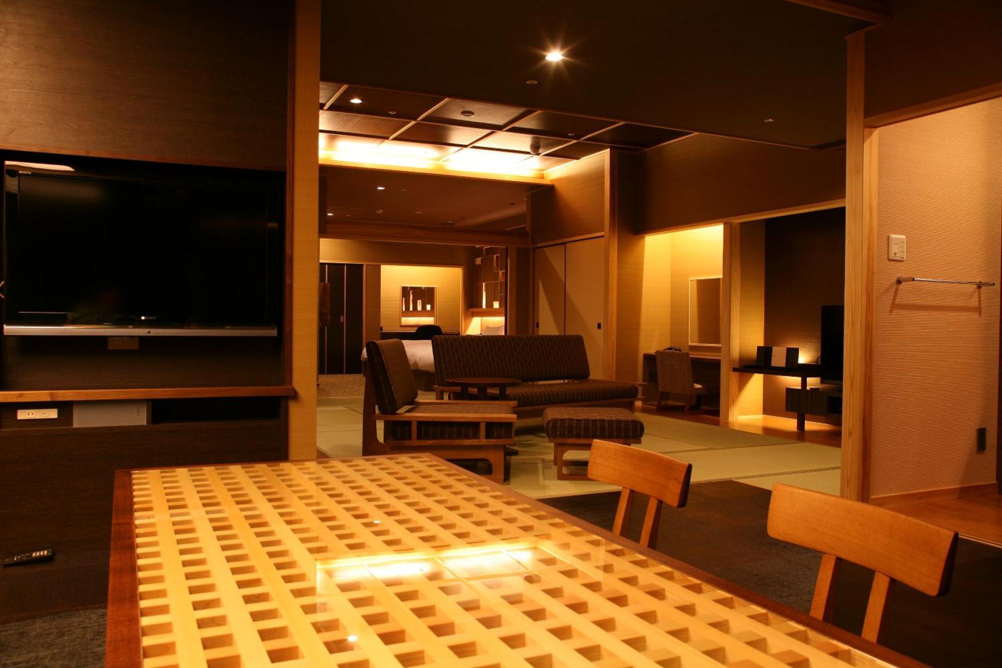 Hotel New Awaji Sumoto Extérieur photo