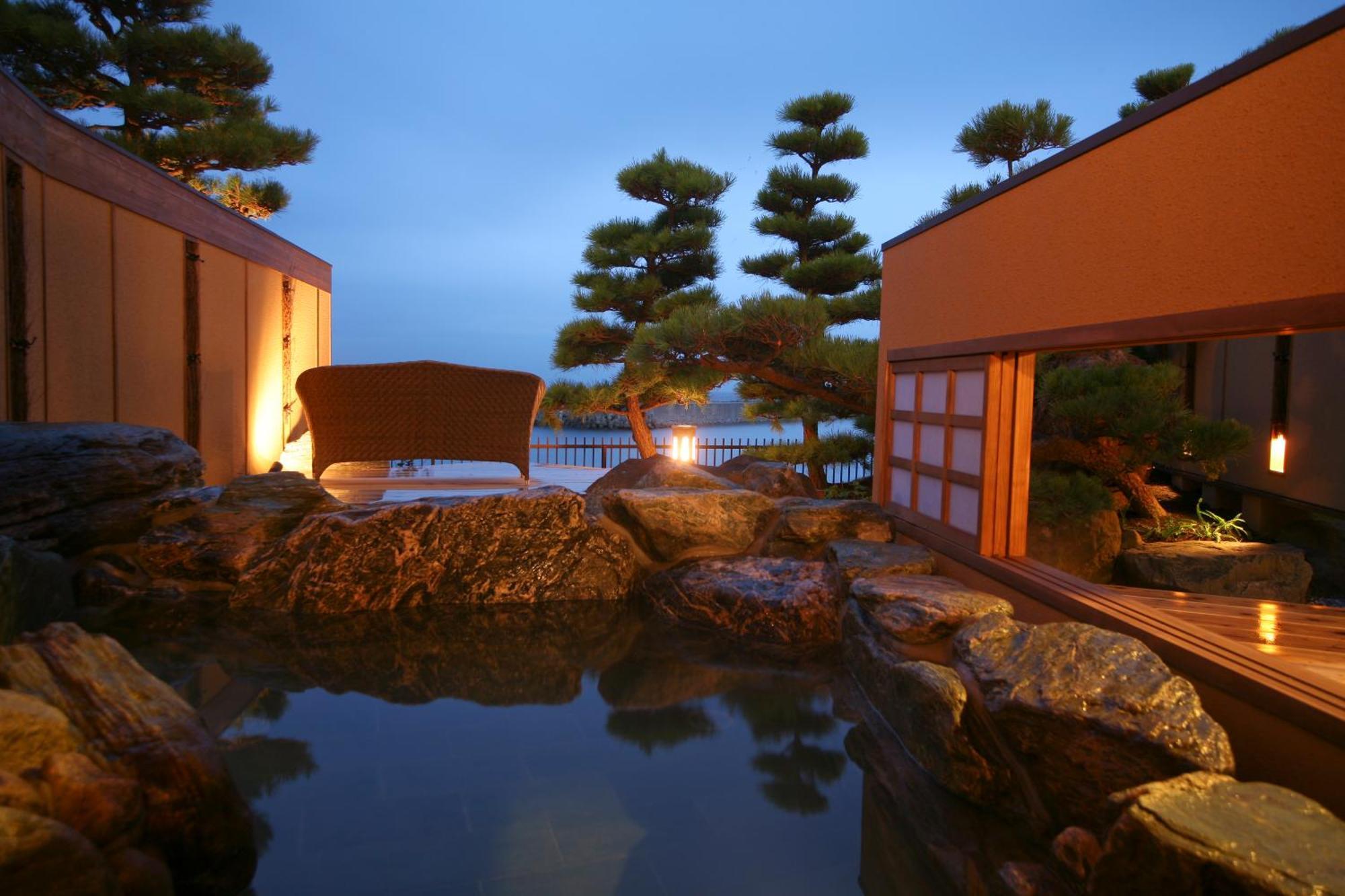 Hotel New Awaji Sumoto Extérieur photo