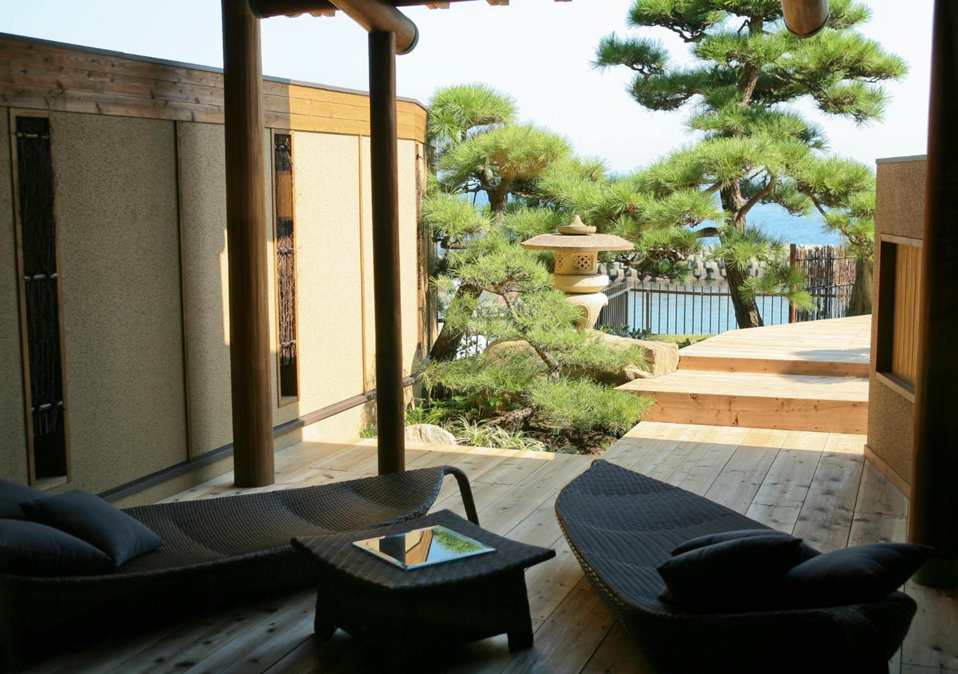 Hotel New Awaji Sumoto Extérieur photo