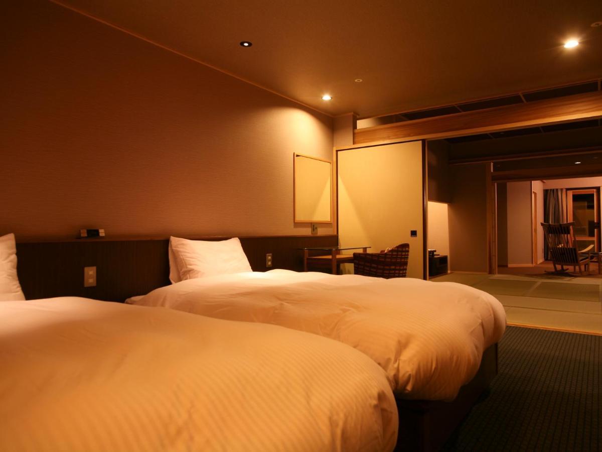 Hotel New Awaji Sumoto Extérieur photo